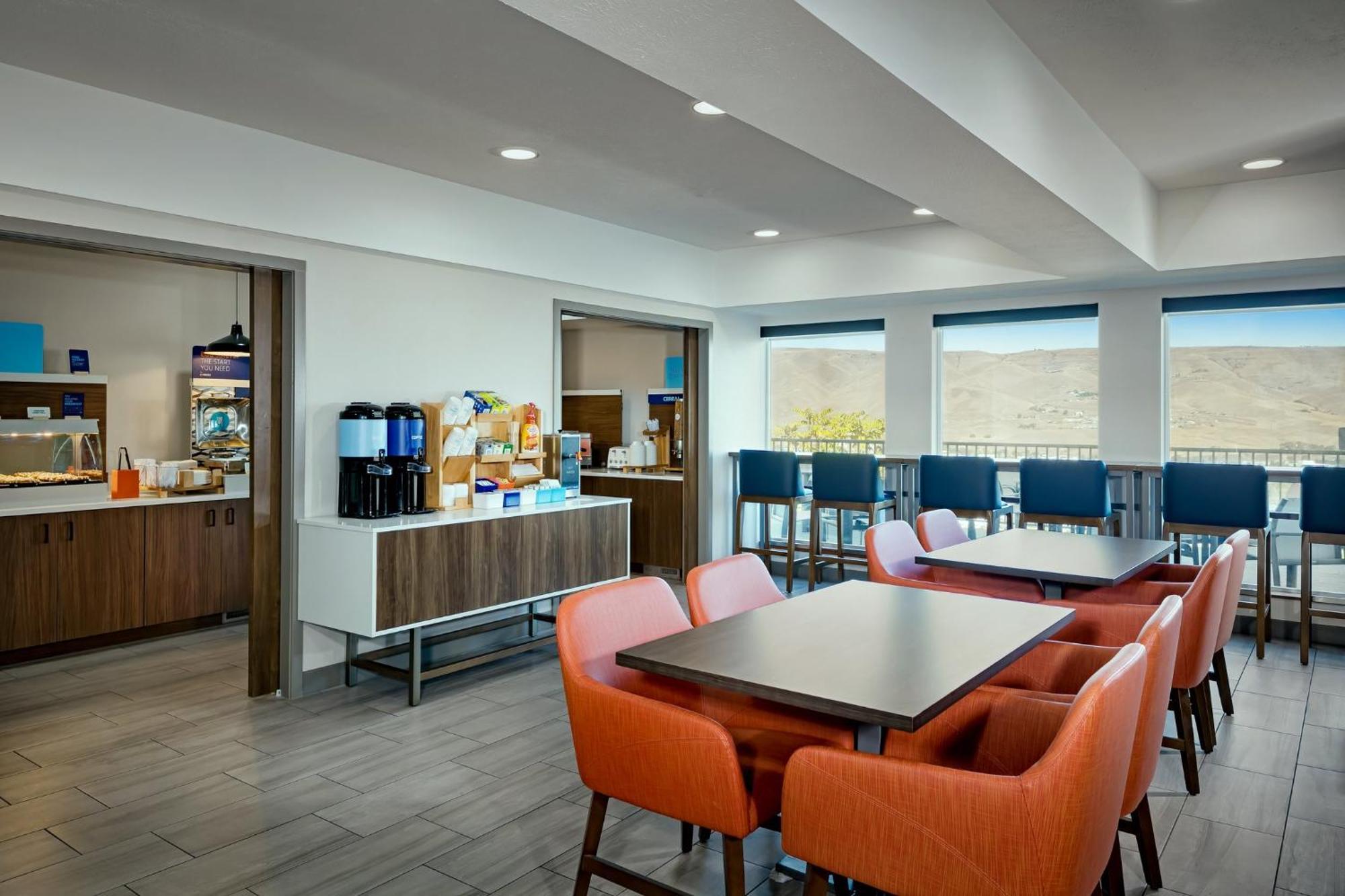 Holiday Inn Express Lewiston By Ihg Exterior foto